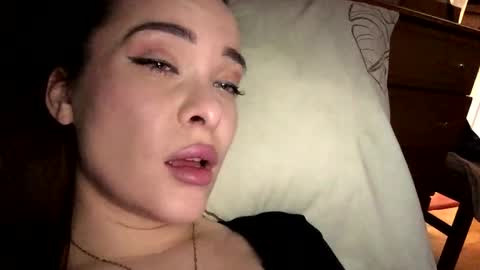 Snapshot of magggg658318 chatting on January 2026 03:49:02 PM magggg658318 online show from January 2026 03:49:02 PM