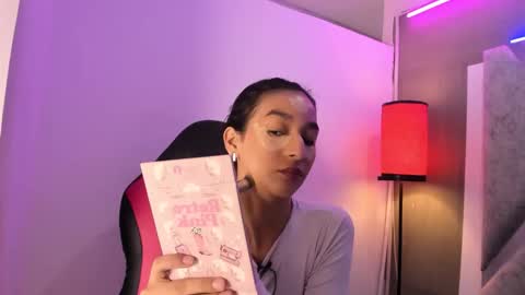 Maggie online show from December 2025 12:31:02 PM