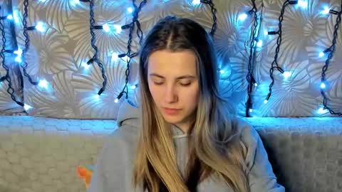 Maggie online show from February 2026 01:33:01 AM