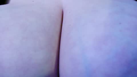 Maggie   online show from November 2025 06:18:02 PM