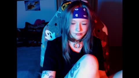 Magdalene Swaggy online show from March 2026 07:10:01 PM