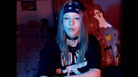 Magdalene Swaggy online show from April 2026 05:32:02 PM