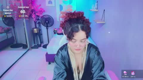 Snapshot of maggy_t18 chatting on July 2026 07:23:02 AM Maggy online show from July 2026 07:23:02 AM