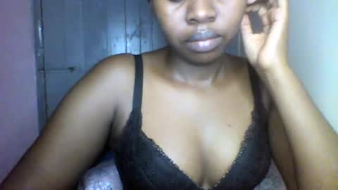 Snapshot of magic_bliss chatting on June 2026 07:56:01 PM Bliss online show from June 2026 07:56:01 PM
