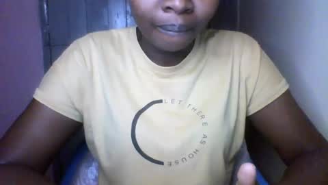 Snapshot of magic_bliss chatting on July 2026 05:41:02 PM Bliss online show from July 2026 05:41:02 PM