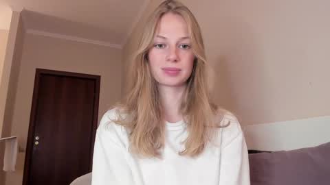 Snapshot of magic_couple13 chatting on December 2024 12:07:02 PM Alice online show from December 2024 12:07:02 PM