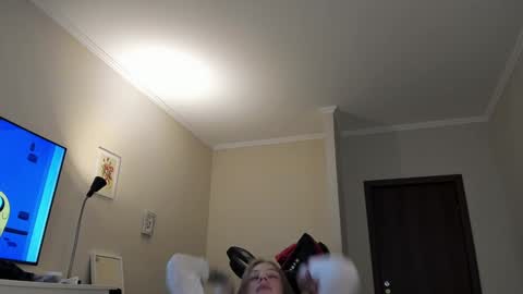 Snapshot of magic_couple13 chatting on December 2024 10:01:02 AM Alice online show from December 2024 10:01:02 AM