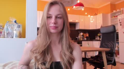 Snapshot of magic_couple13 chatting on January 2026 09:22:01 AM Alice online show from January 2026 09:22:01 AM