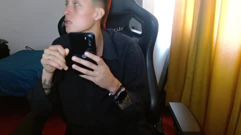 Jade online show from January 2025 04:19:02 PM