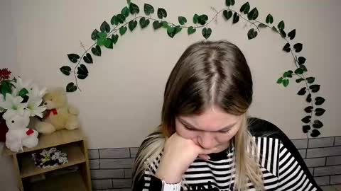 magic_katarina_ online show from December 2024 07:38:02 AM