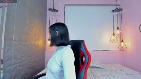 Snapshot of magic_oliviah chatting on June 2026 11:53:01 AM Oliviah online show from June 2026 11:53:01 AM