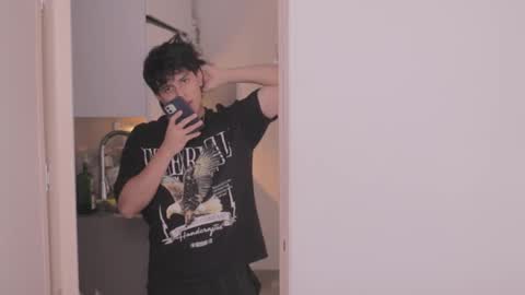 Tony Hoffa online show from November 2025 09:26:02 PM