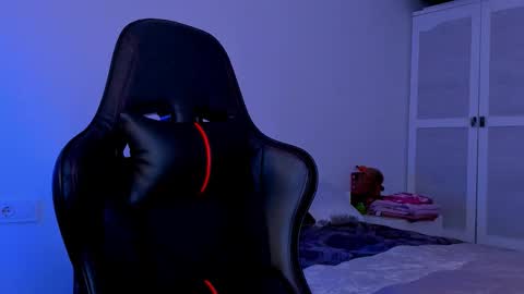 Snapshot of magiccorey chatting on October 2025 05:16:02 AM magiccorey online show from October 2025 05:16:02 AM