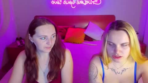Snapshot of magiceyess chatting on March 2025 07:12:02 AM Lili and Bella online show from March 2025 07:12:02 AM