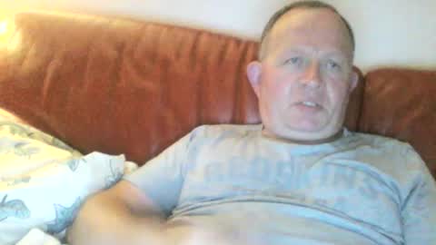 Snapshot of magicman250 chatting on June 2026 09:51:02 PM magicman250 online show from June 2026 09:51:02 PM