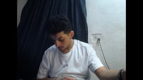 Snapshot of magico_9809 chatting on October 2025 02:10:01 AM BRAYAN online show from October 2025 02:10:01 AM