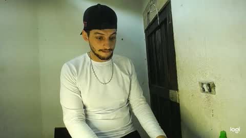 Snapshot of magico_9809 chatting on January 2026 02:11:01 PM BRAYAN online show from January 2026 02:11:01 PM