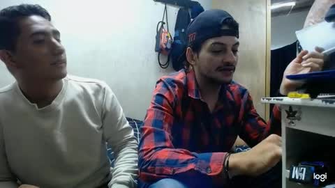 Snapshot of magico_9809 chatting on February 2026 09:40:01 PM BRAYAN online show from February 2026 09:40:01 PM