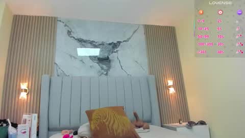 magievans1 online show from October 2025 01:01:01 PM