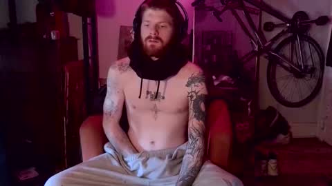 Snapshot of magnetic77slav chatting on February 2026 04:27:02 PM magnetic77slav online show from February 2026 04:27:02 PM