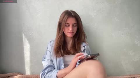 Snapshot of maiabarthe chatting on May 2026 08:55:01 AM M I A online show from May 2026 08:55:01 AM