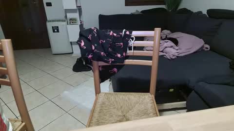 maialinofriuli online show from September 2025 03:01:01 AM