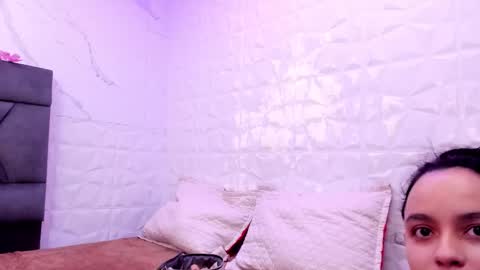 Maia  online show from October 2025 11:32:02 AM