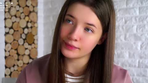 Lucy online show from November 2025 02:10:01 AM