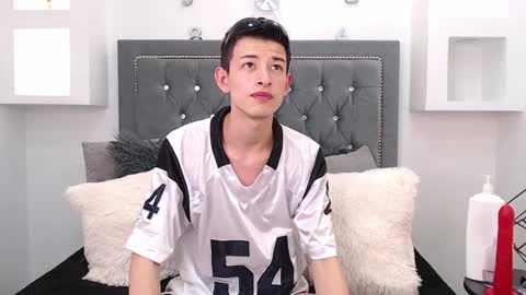 Maik Carver online show from January 2025 08:14:01 AM