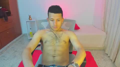 Snapshot of maik_h88 chatting on December 2024 05:56:02 AM Maik Stiven online show from December 2024 05:56:02 AM