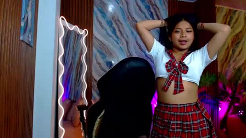 Maile online show from April 2026 06:19:01 AM