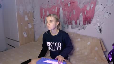 Your kitty online show from December 2024 03:10:02 AM