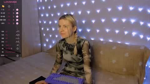 Your kitty online show from December 2024 03:20:02 PM