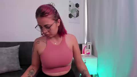 Mailyn online show from March 2026 04:54:01 PM