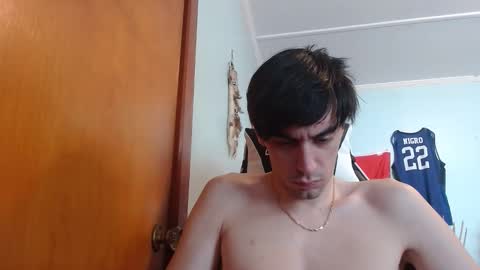 Snapshot of mainecollegeboy chatting on March 2025 04:00:02 PM mainecollegeboy online show from March 2025 04:00:02 PM