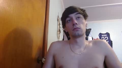 Snapshot of mainecollegeboy chatting on March 2025 08:21:02 PM mainecollegeboy online show from March 2025 08:21:02 PM