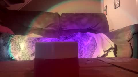 Snapshot of mainline_rawdio chatting on March 2025 03:06:01 AM mainline_rawdio online show from March 2025 03:06:01 AM