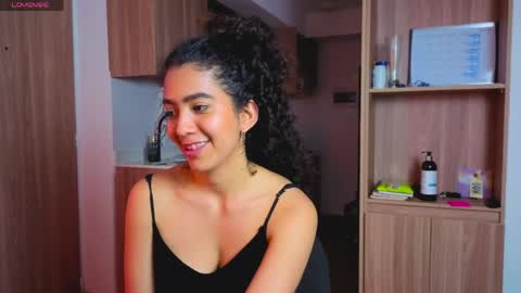   Lauu online show from May 2026 01:57:16 AM