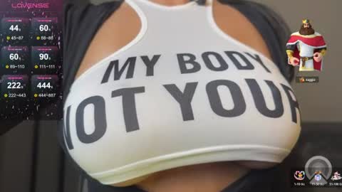 Snapshot of majestic_madam chatting on July 2026 07:46:02 AM majestic_madam online show from July 2026 07:46:02 AM