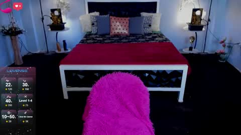 Snapshot of majesty_chesca chatting on May 2026 02:06:01 AM MISTRESS CHESCA online show from May 2026 02:06:01 AM