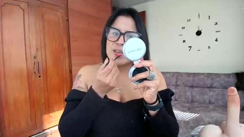 Snapshot of majo_soussa chatting on June 2026 01:24:01 PM Majo Soussa online show from June 2026 01:24:01 PM