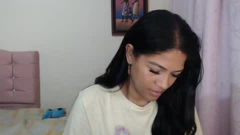 MAKENNAA online show from April 2026 10:33:01 AM