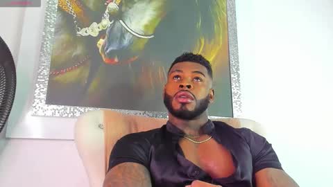Snapshot of makonneen chatting on March 2026 10:44:01 AM Makonnen online show from March 2026 10:44:01 AM