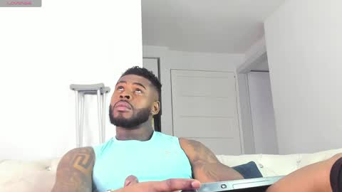 Snapshot of makonneen chatting on May 2026 11:19:01 AM Makonnen online show from May 2026 11:19:01 AM