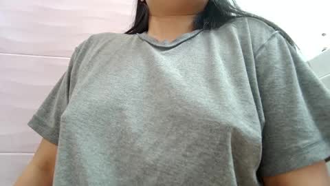Snapshot of makulato chatting on May 2026 02:35:01 PM Maya online show from May 2026 02:35:01 PM