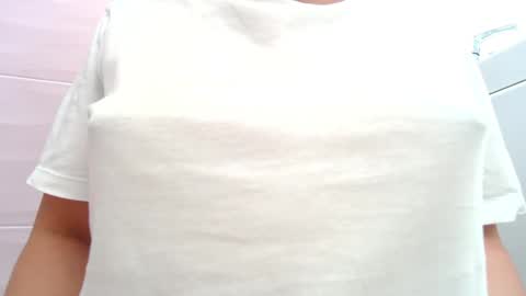 Snapshot of makulato chatting on May 2026 02:03:01 PM Maya online show from May 2026 02:03:01 PM