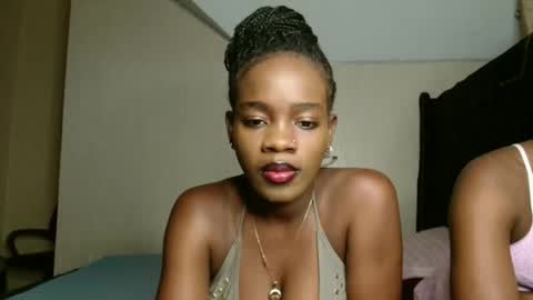 Snapshot of malani_malia chatting on November 2025 03:22:01 PM malani_malia online show from November 2025 03:22:01 PM