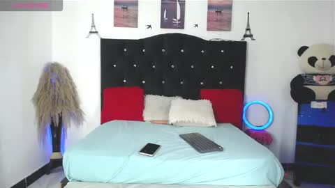 Snapshot of maleja_22_ chatting on November 2025 03:19:02 AM Maleja online show from November 2025 03:19:02 AM