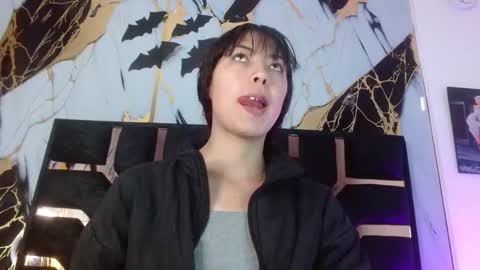 malejacs01 online show from November 2025 11:33:02 AM