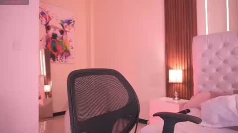 Snapshot of malejasaenz chatting on June 2026 01:11:01 PM Alejandra Take domi control in 100 tkns 5 min. Dont miss my moans online show from June 2026 01:11:01 PM